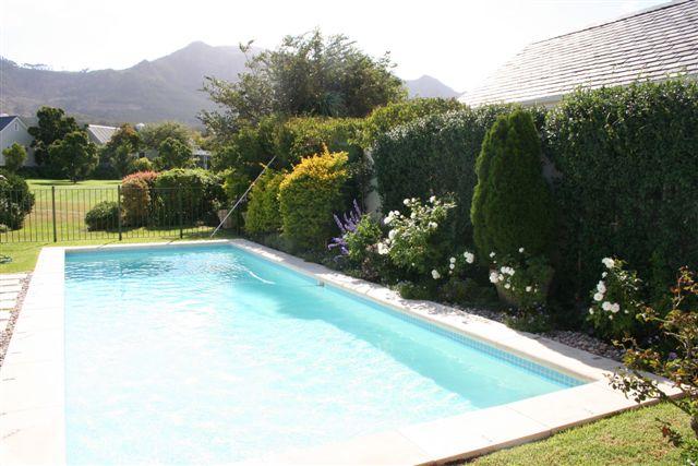 4 Bedroom Property for Sale in Steenberg Estate Western Cape